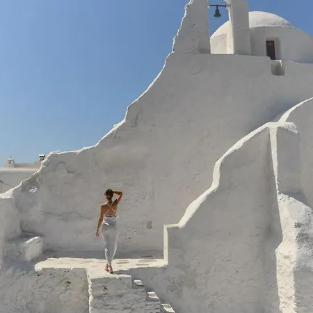 Lolaos 2 Mykonos Town