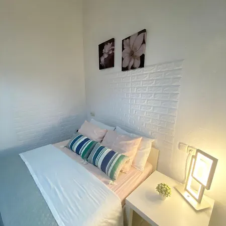 Lolaos 2 Apartment